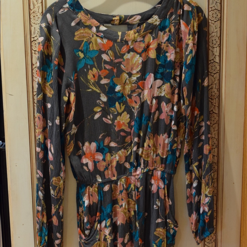 O’Neil long sleeve romper